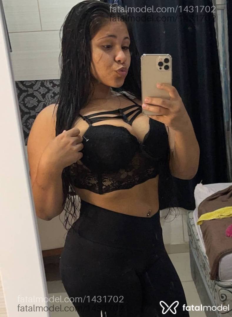 Acompanhante mulher morena (o) de olhos mel em Caratinga - Nicole
