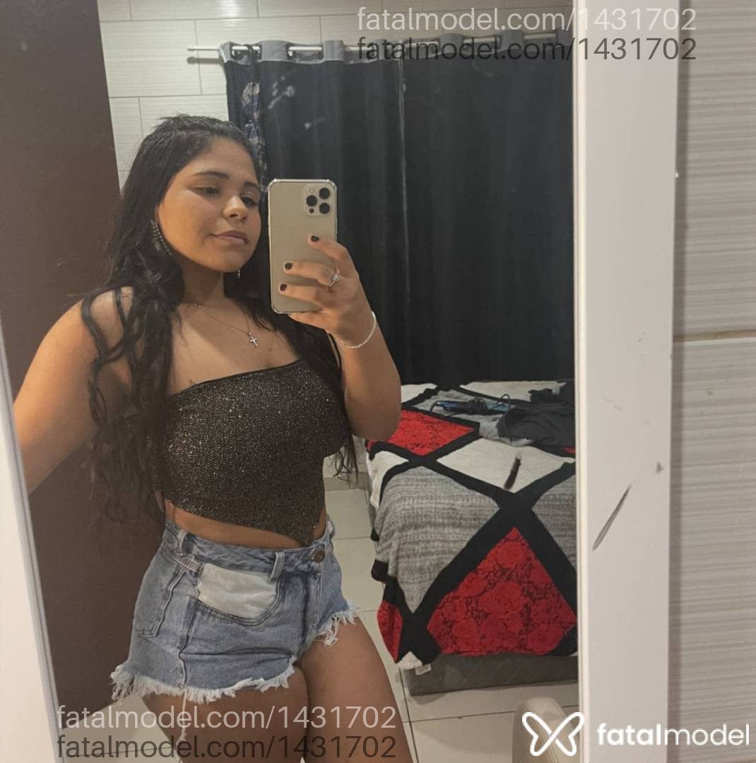 Acompanhante mulher morena (o) de olhos mel em Caratinga - Nicole