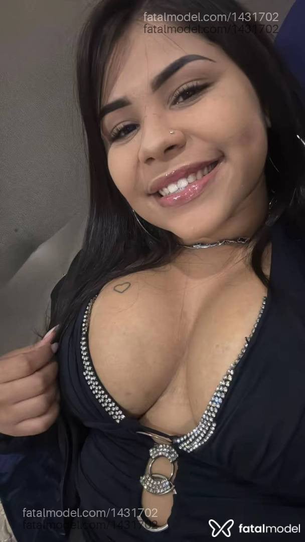 Acompanhante mulher morena (o) de olhos mel - Nicole