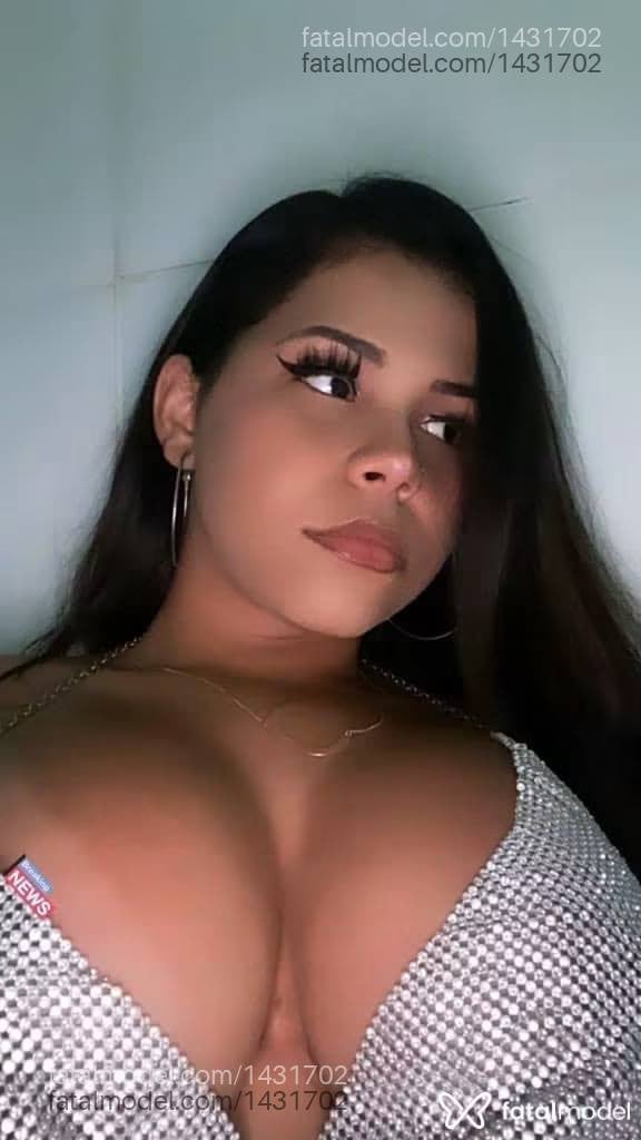 Acompanhante mulher morena (o) de olhos mel - Nicole