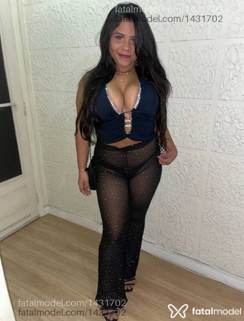 Acompanhante mulher morena (o) de olhos mel - Nicole