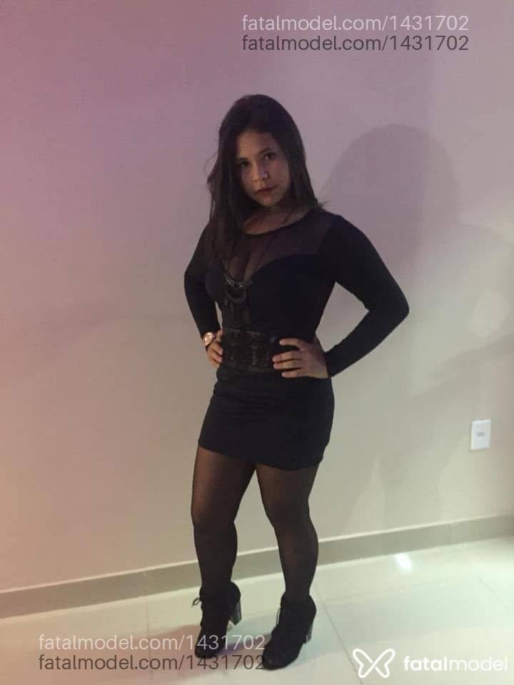 Acompanhante mulher morena (o) de olhos mel em Caratinga - Clara