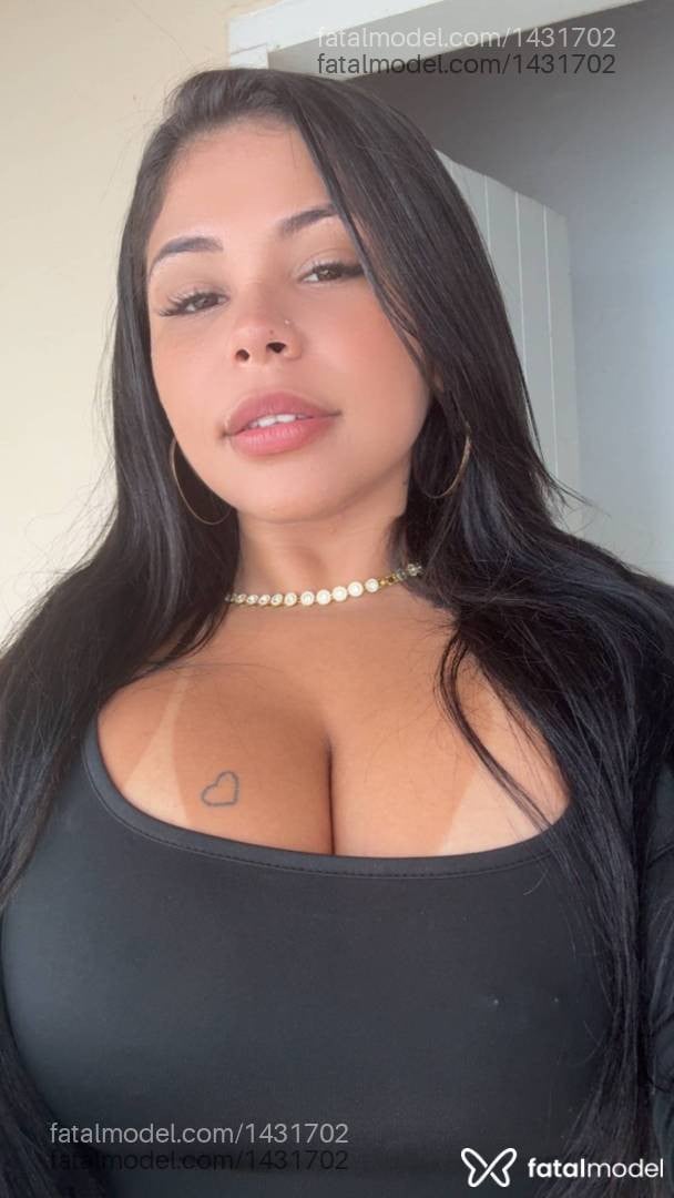 Acompanhante mulher morena (o) de olhos mel - Nicole