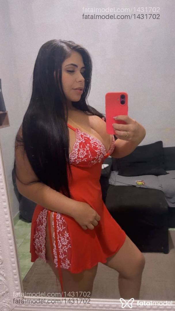 Acompanhante mulher morena (o) de olhos mel - Nicole