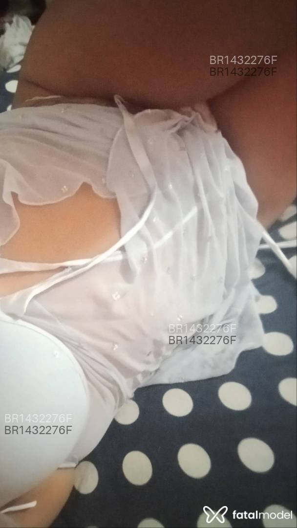 Acompanhante mulher morena (o) de olhos pretos em Barra Velha Acompanhante mulher morena (o) de olhos pretos em Barra Velha - Betty silva