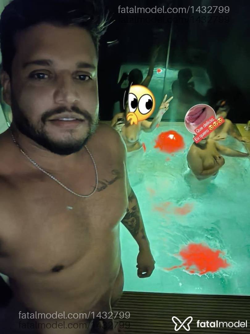 Acompanhante homem com cabelo castanho de olhos castanhos - Márcio Adams