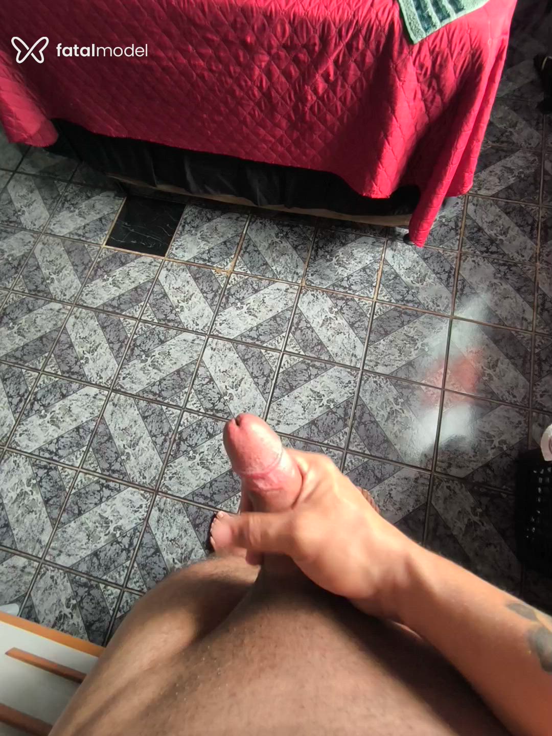 Acompanhante homem com cabelo castanho de olhos castanhos - Márcio Adams