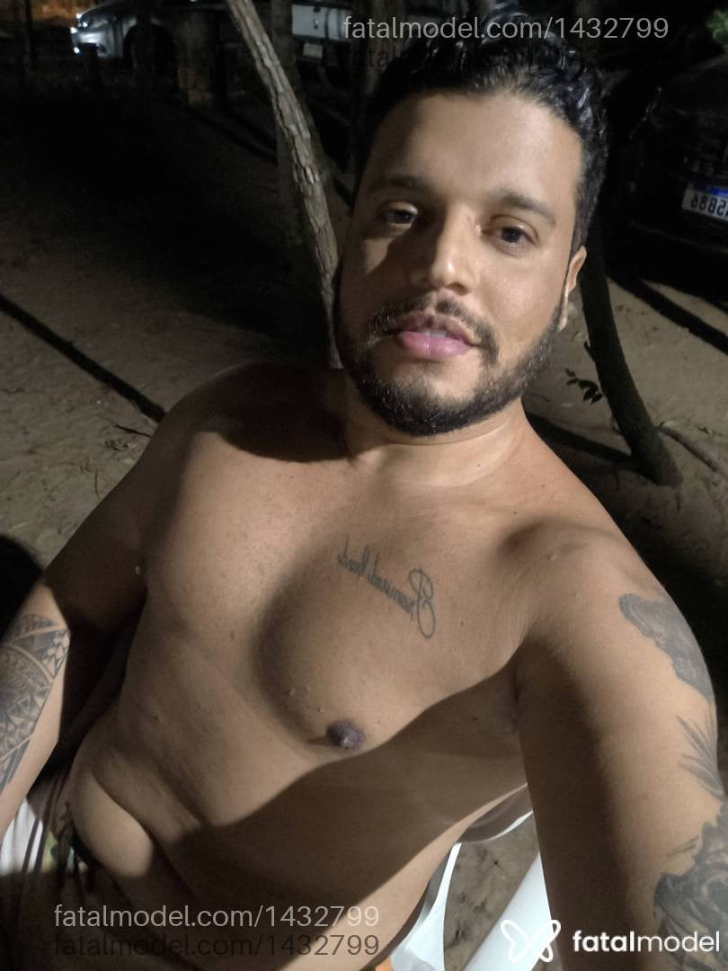 Acompanhante homem com cabelo castanho de olhos castanhos em Palmas - Márcio Adams