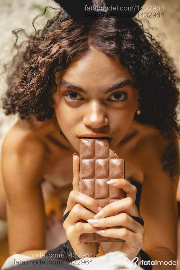 Acompanhante mulher com cabelo castanho de olhos castanhos em São Paulo - Nuria Belcost