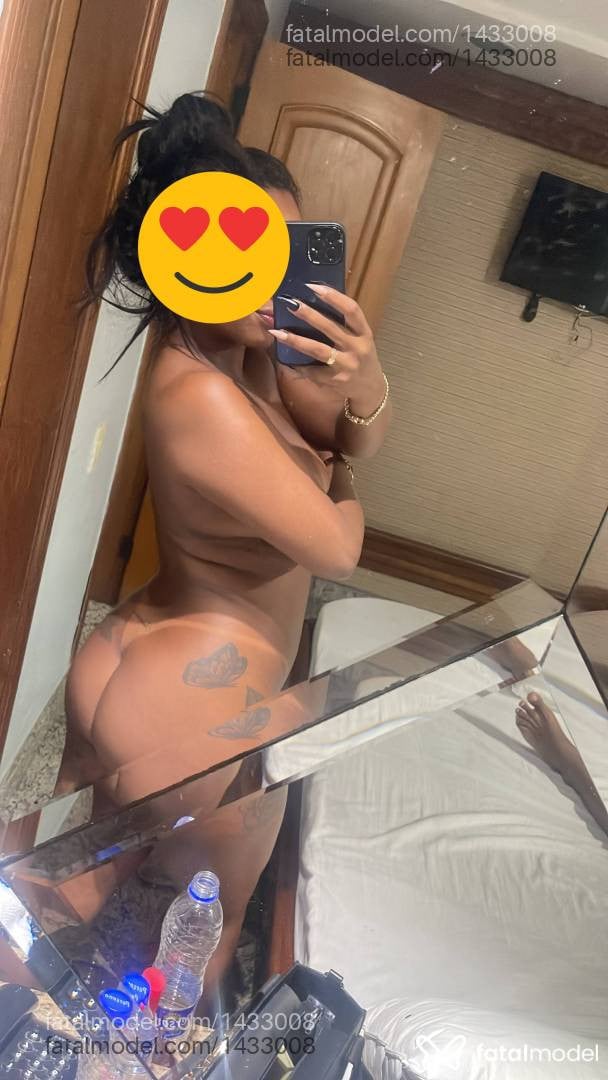 Acompanhante mulher morena (o) de olhos castanhos - Lolafox