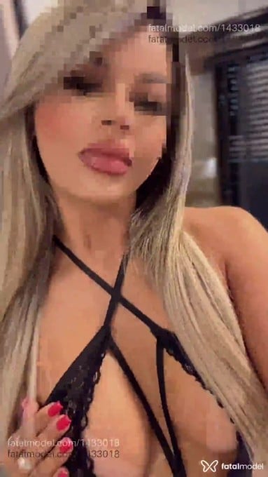 Acompanhante mulher loira (o) de olhos castanhos em Bauru - Aylla Munizz
