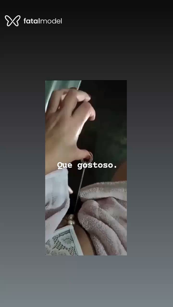 Acompanhante mulher morena (o) de olhos pretos - Kamila Parker