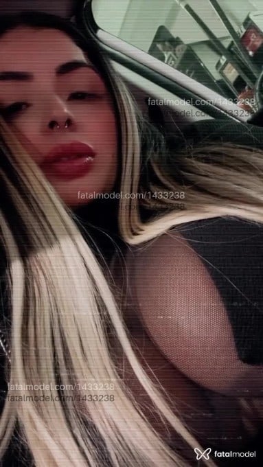 Acompanhante mulher morena (o) de olhos castanhos em Balneário Camboriú - Angel