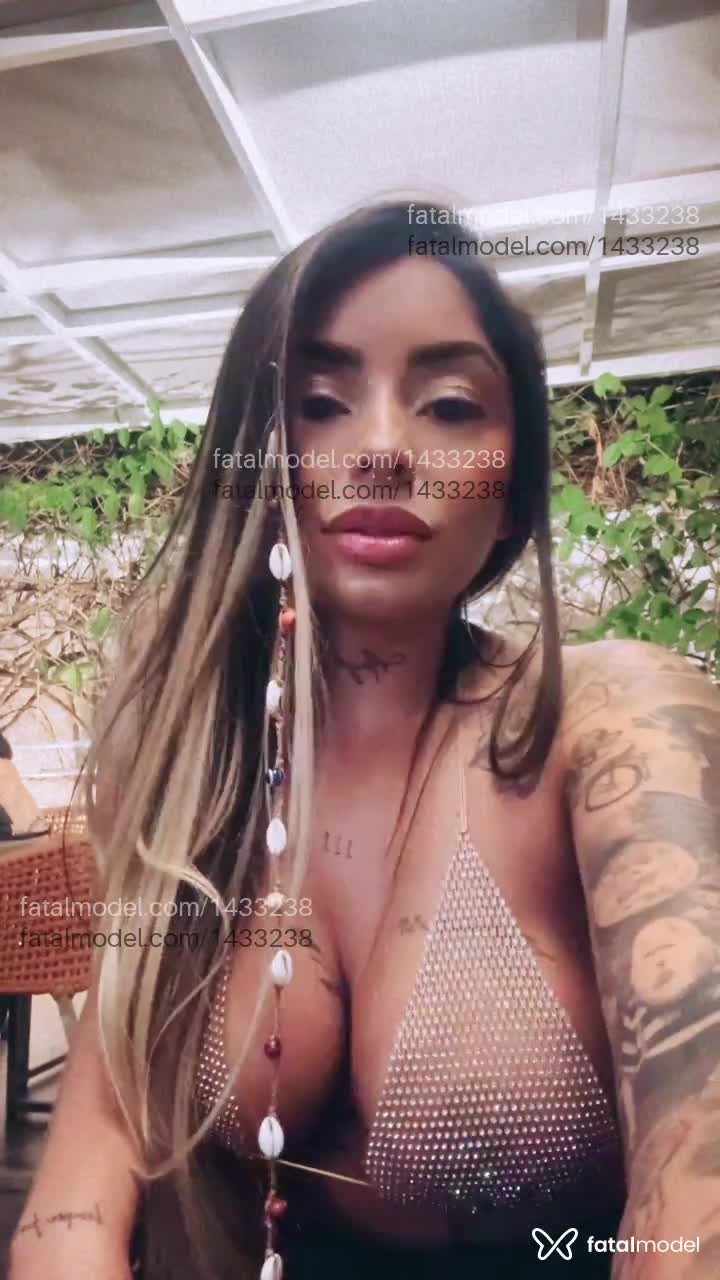 Acompanhante mulher morena (o) de olhos castanhos em Balneário Camboriú - Angel
