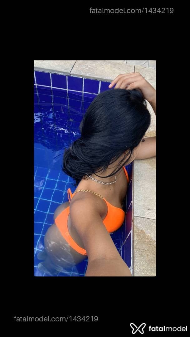 Acompanhante mulher morena (o) de olhos castanhos - Melissa Acompanhante mulher morena (o) de olhos castanhos - Melissa