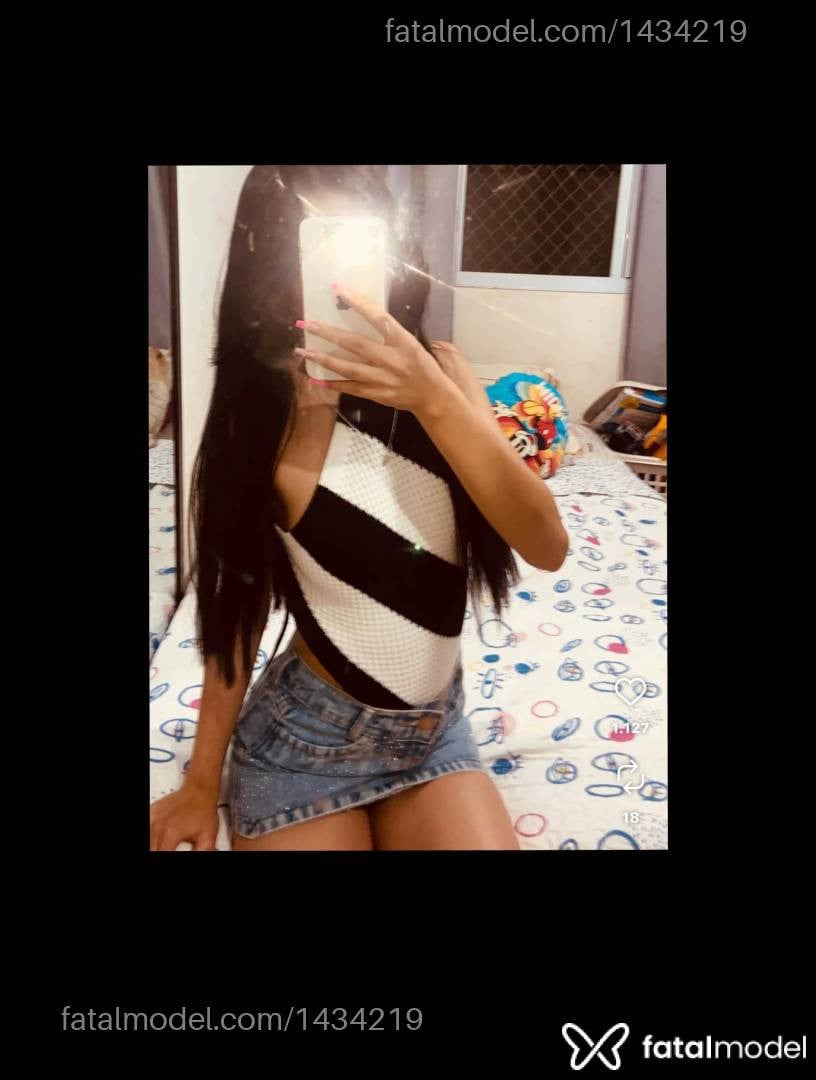 Acompanhante mulher morena (o) de olhos castanhos - Melissa