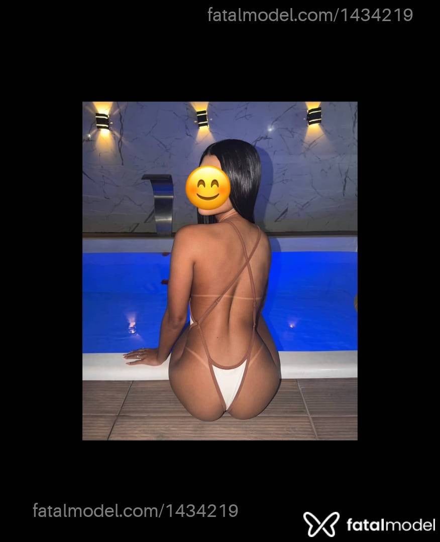 Acompanhante mulher morena (o) de olhos castanhos - Melissa