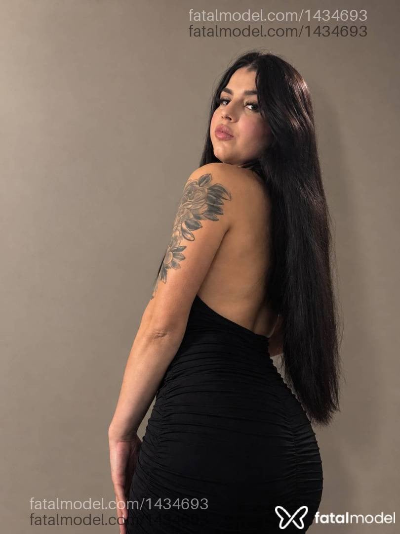 Acompanhante mulher com cabelo castanho de olhos castanhos - Rafaelaa