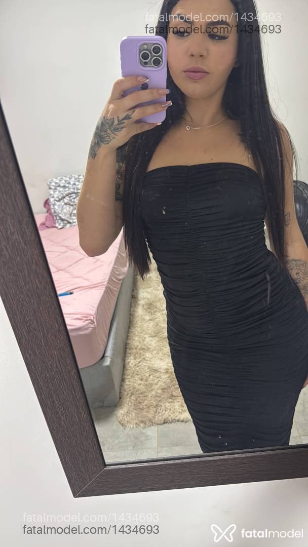 Acompanhante mulher com cabelo castanho de olhos castanhos - Rafaelaa