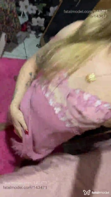 Acompanhante mulher trans com cabelo castanho de olhos mel em Assis Acompanhante mulher trans com cabelo castanho de olhos mel em Assis - Lanaa