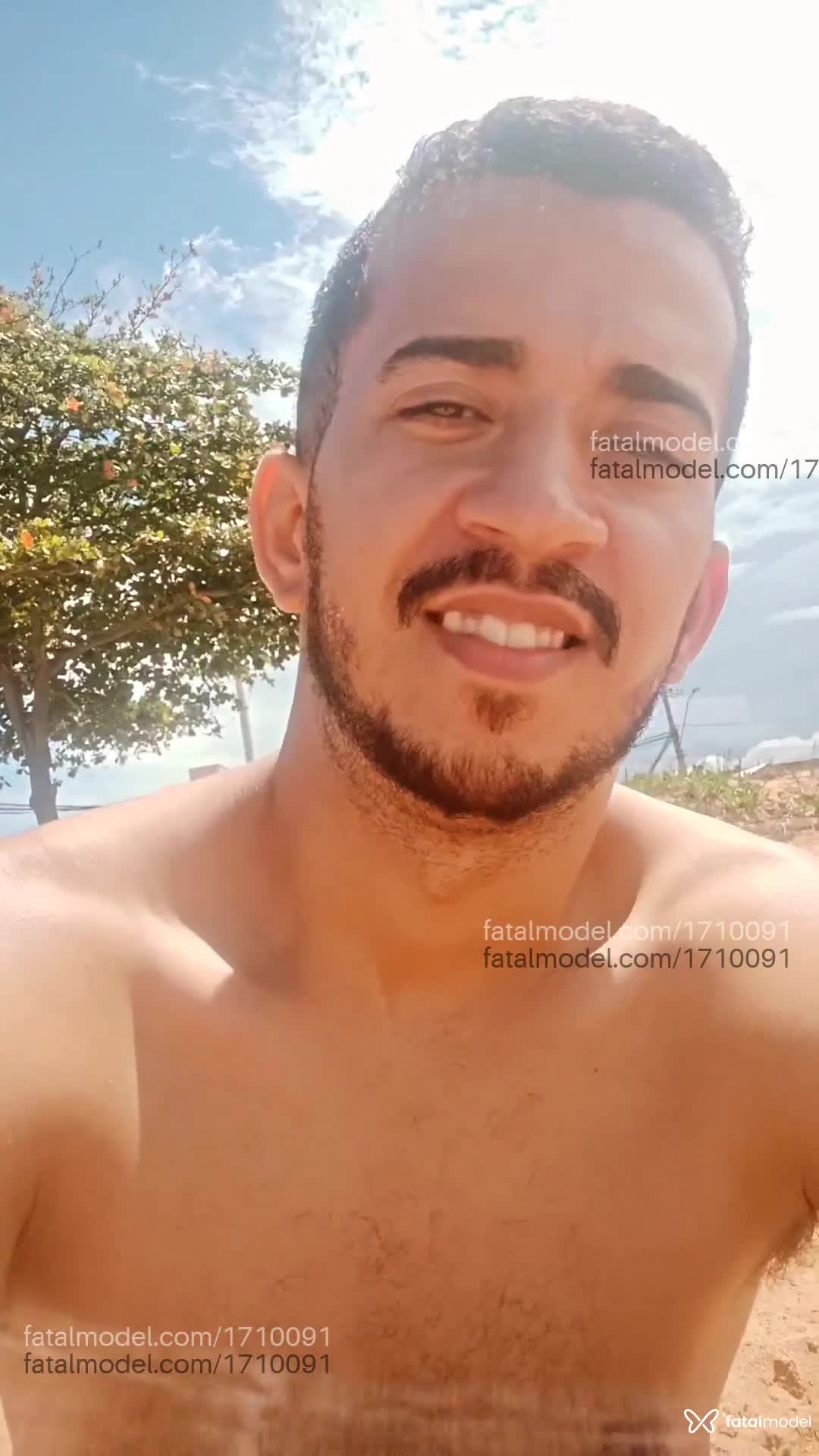 Acompanhante homem com cabelo castanho de olhos castanhos em Ipatinga - DomRuan