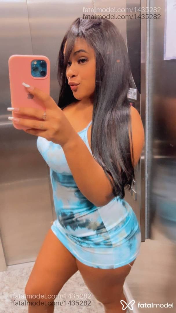 Acompanhante mulher morena (o) de olhos castanhos - Paola