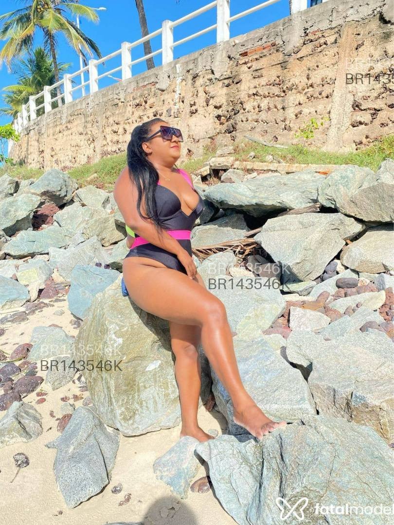 Acompanhante mulher morena (o) de olhos castanhos em Juazeiro do Norte - Carol