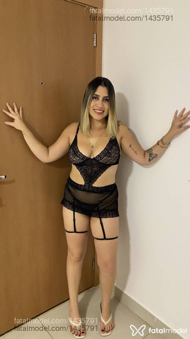 Acompanhante mulher loira (o) de olhos castanhos em Várzea Grande - Geovanna