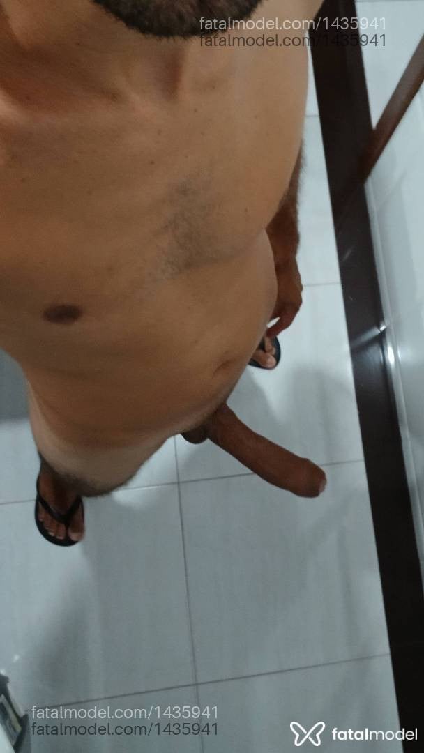 Acompanhante homem morena (o) de olhos castanhos em Macaé - Matheus dotado