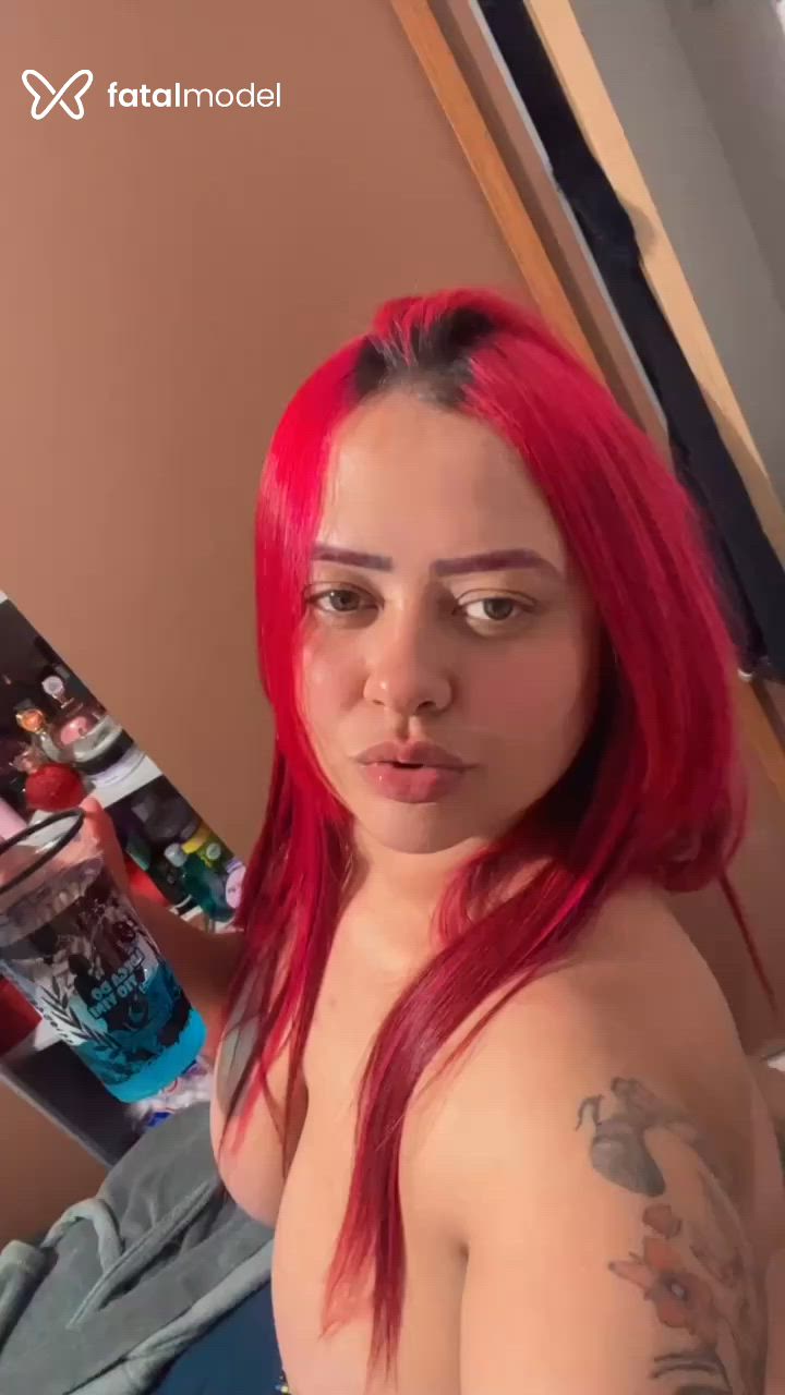 Acompanhante mulher ruiva (o) de olhos mel - Pamela Acompanhante mulher ruiva (o) de olhos mel - Pamela