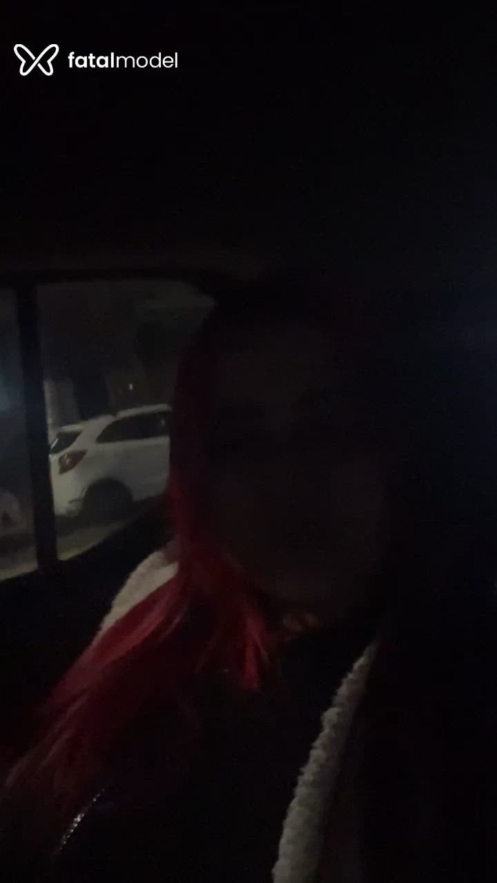 Acompanhante mulher ruiva (o) de olhos mel - Pamela