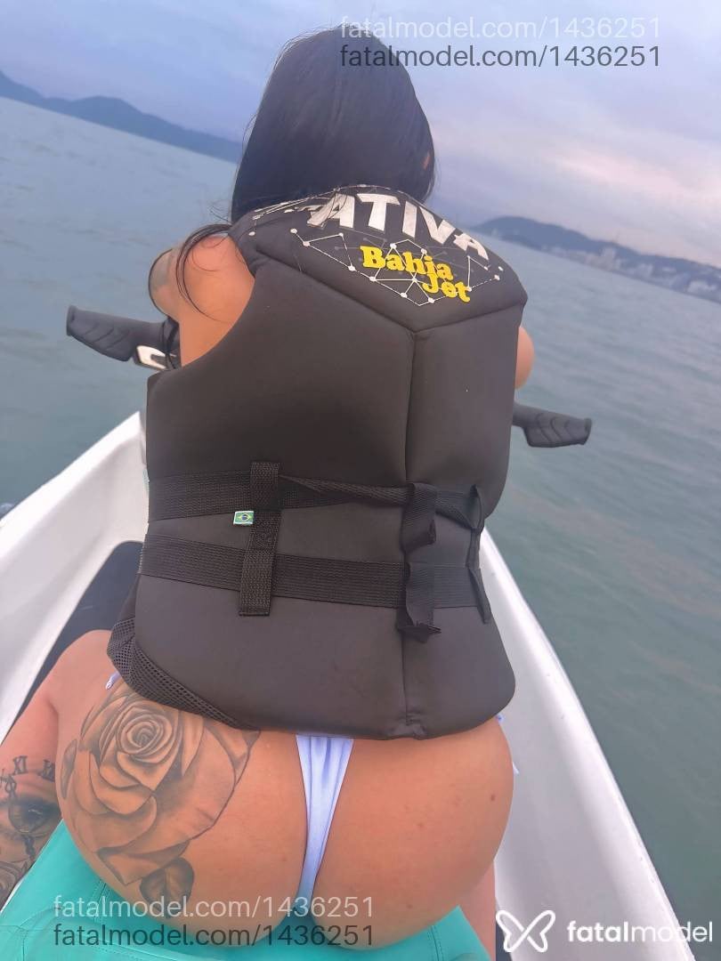 Acompanhante mulher morena (o) de olhos castanhos em Araranguá - Mirella Sophia