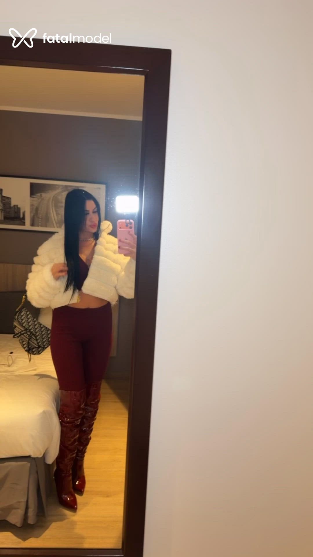 Acompanhante mulher morena (o) de olhos castanhos - Mirella Sophia