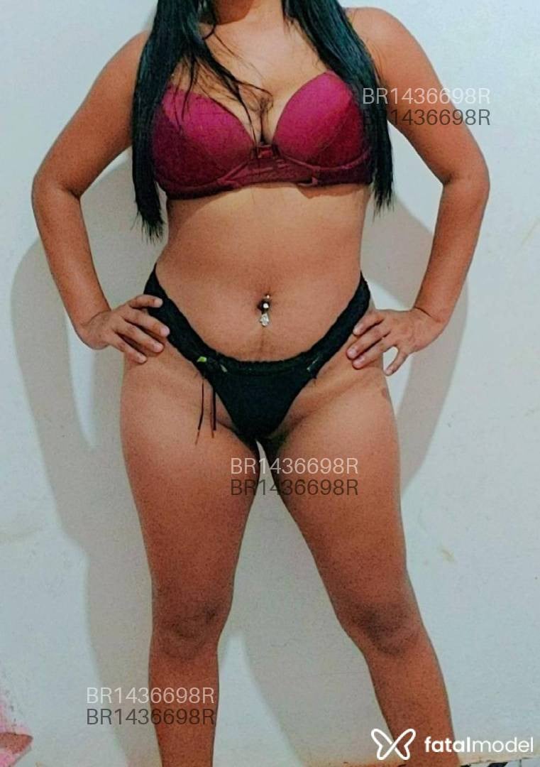 Acompanhante mulher morena (o) de olhos castanhos em Brasília Acompanhante mulher morena (o) de olhos castanhos em Brasília - Kamila Oliveira