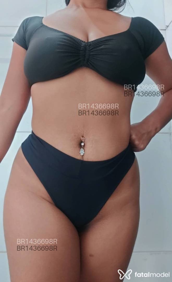 Acompanhante mulher morena (o) de olhos castanhos em Brasília Acompanhante mulher morena (o) de olhos castanhos em Brasília - Kamila Oliveira