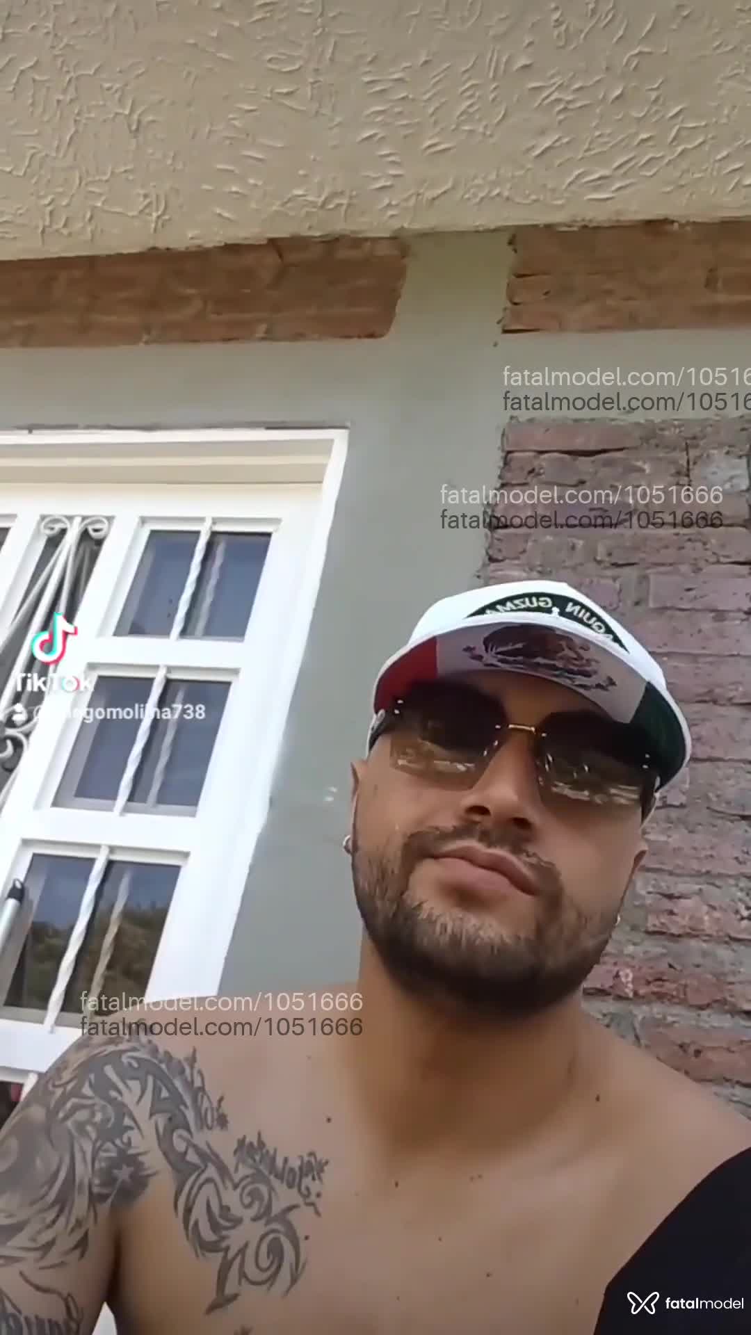 Acompanhante homem loira (o) de olhos castanhos em Virtual Acompanhante homem loira (o) de olhos castanhos em Virtual - Mauricio