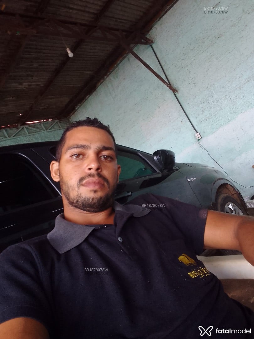 Acompanhante homem morena (o) de olhos mel em Porto Velho - Lucas