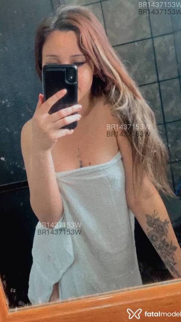 Acompanhante mulher com cabelo castanho de olhos castanhos em Indaial - Nicolly Nichols