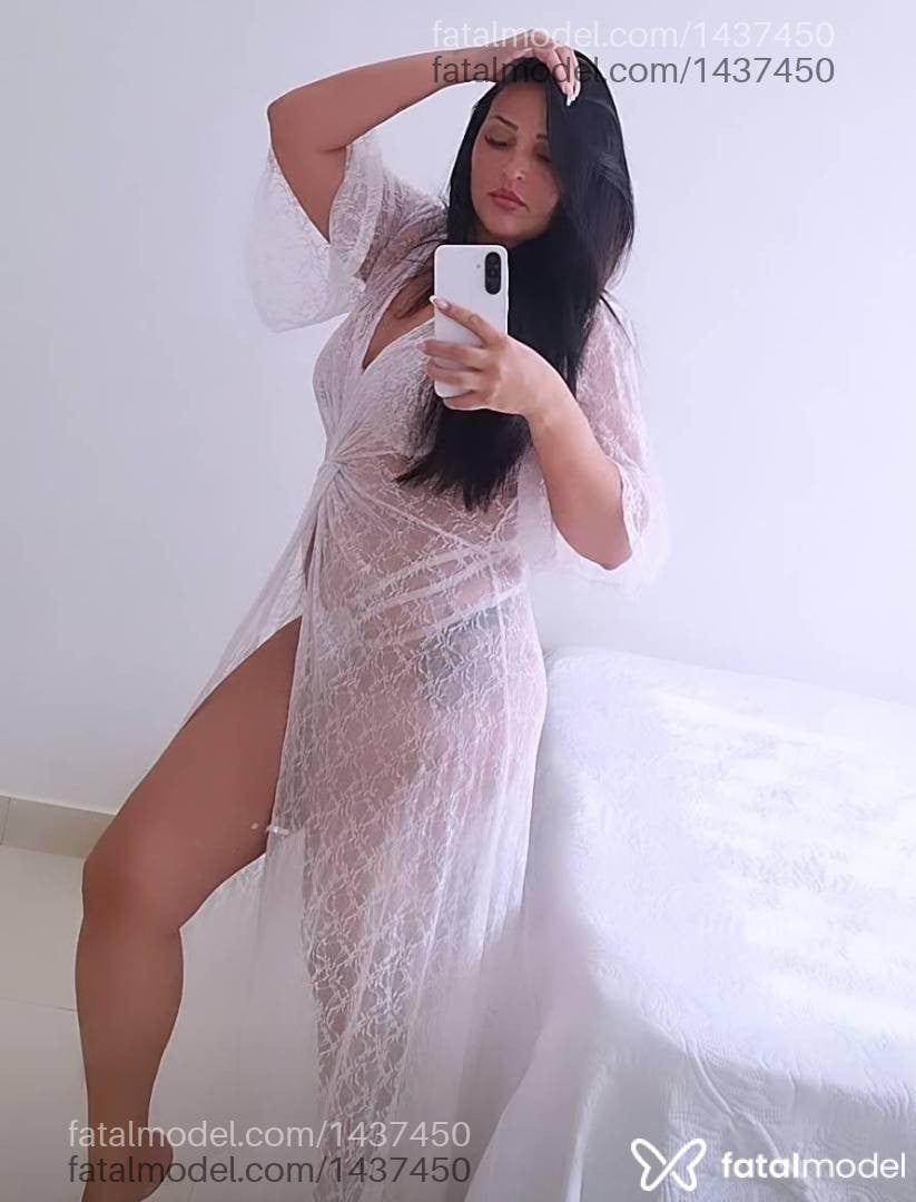 Acompanhante mulher com cabelo castanho de olhos castanhos - Lais Torrezani