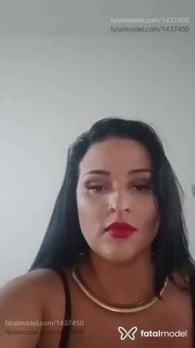 Acompanhante mulher com cabelo castanho de olhos castanhos em Coromandel Acompanhante mulher com cabelo castanho de olhos castanhos em Coromandel - Lais Torrezani