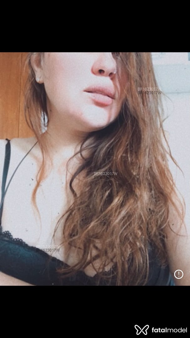 Acompanhante mulher ruiva (o) de olhos castanhos em Virtual Acompanhante mulher ruiva (o) de olhos castanhos em Virtual - Hayri