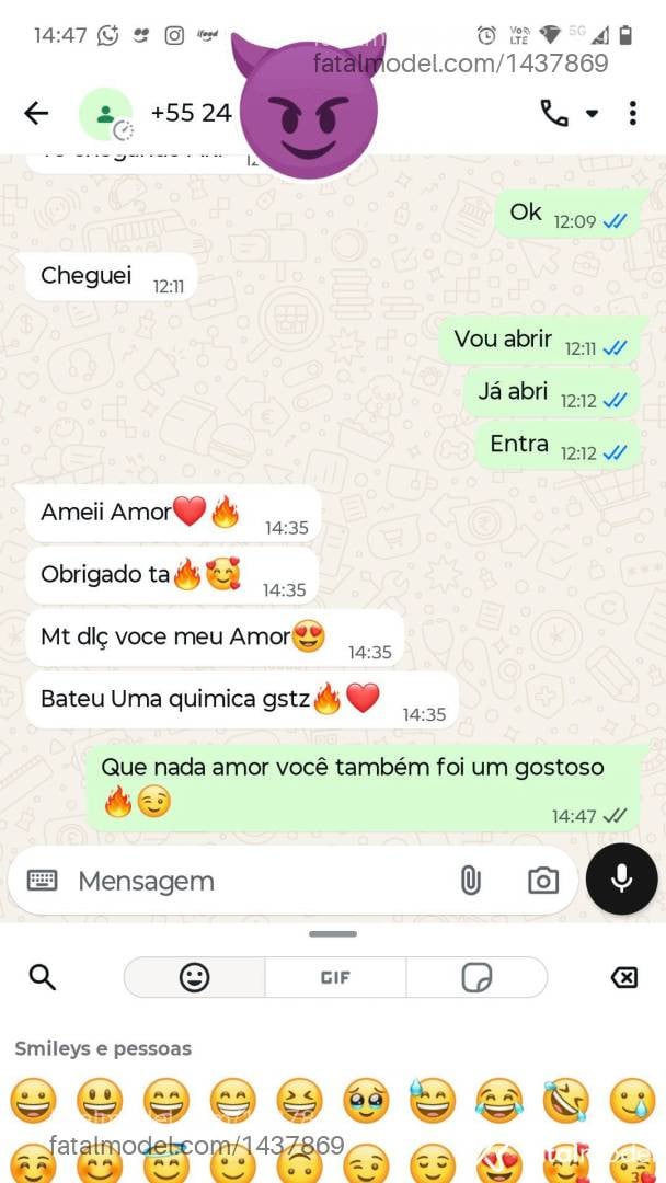 Acompanhante mulher com cabelo castanho de olhos pretos em Petrópolis Acompanhante mulher com cabelo castanho de olhos pretos em Petrópolis - Viviane Martins