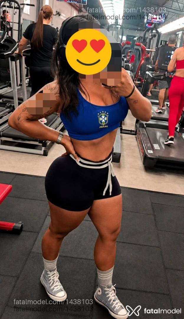 Acompanhante mulher com cabelo castanho de olhos castanhos em Irati - Tati Lemes