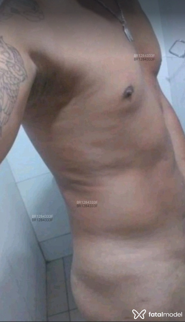 Acompanhante homem com cabelo castanho de olhos castanhos em Canaã dos Carajás - Saymon dhuartys