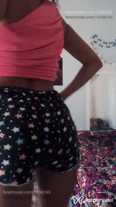 Acompanhante mulher morena (o) de olhos pretos em Uberaba - Gabrielly