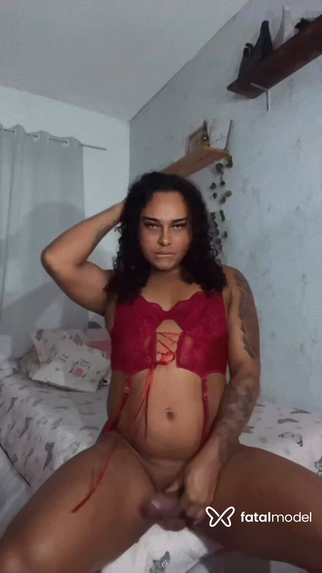 Acompanhante travesti com cabelo castanho de olhos mel - Kethilin nifetinh Acompanhante travesti com cabelo castanho de olhos mel - Kethilin nifetinh