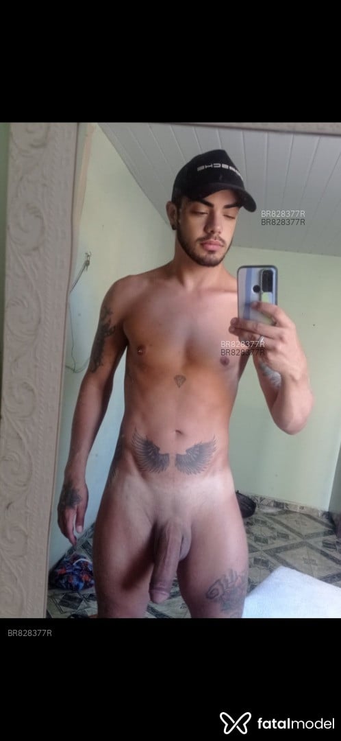 Acompanhante homem com cabelo castanho de olhos mel em Patos de Minas - Rafaeloliver