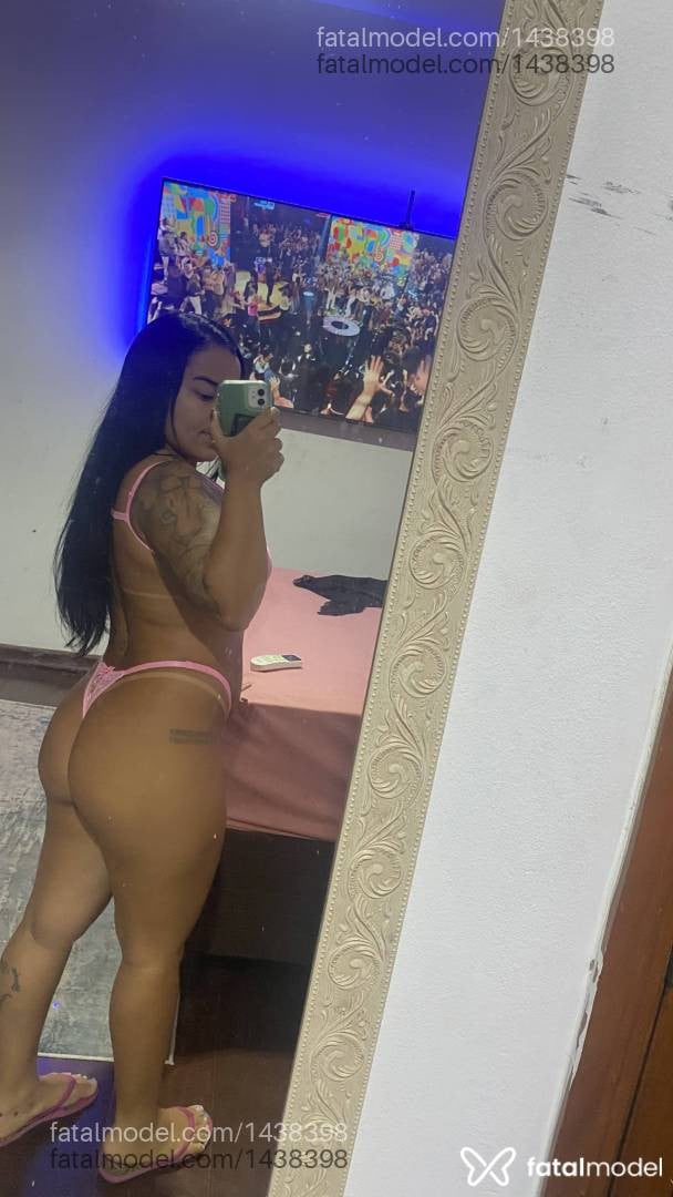 Acompanhante mulher morena (o) de olhos pretos - Beatriz Lima