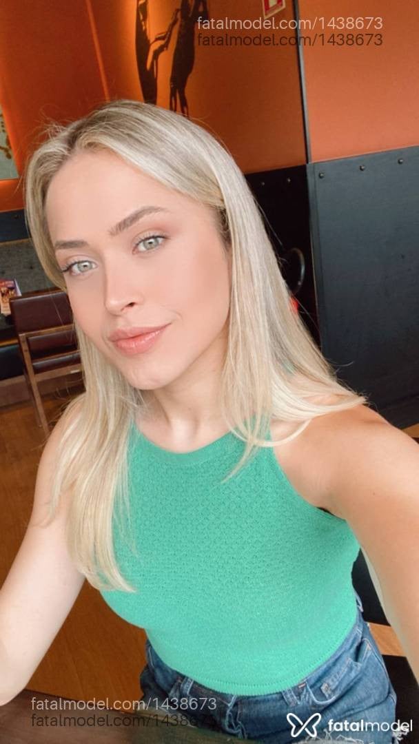 Acompanhante mulher trans loira (o) de olhos verdes em Porto Alegre - Naked Love