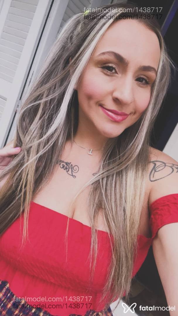 Acompanhante mulher com cabelo castanho de olhos mel em Caxias do Sul - Tami